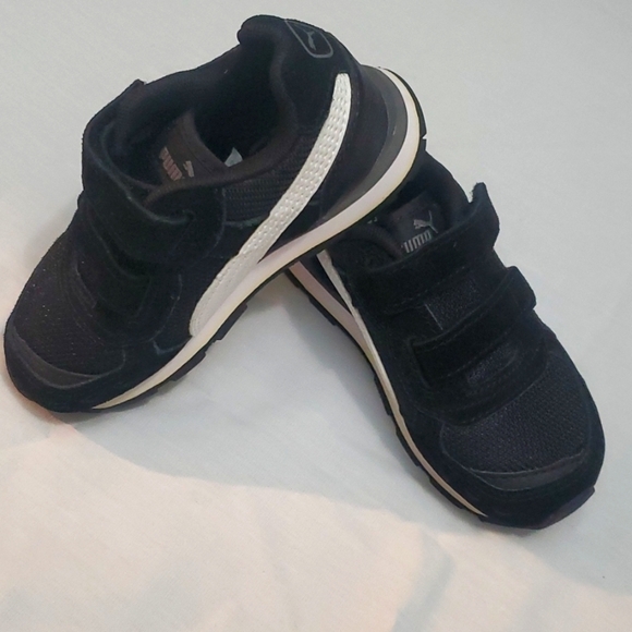 Toddler Size 8C Black and White Suede Puma - Picture 1 of 8